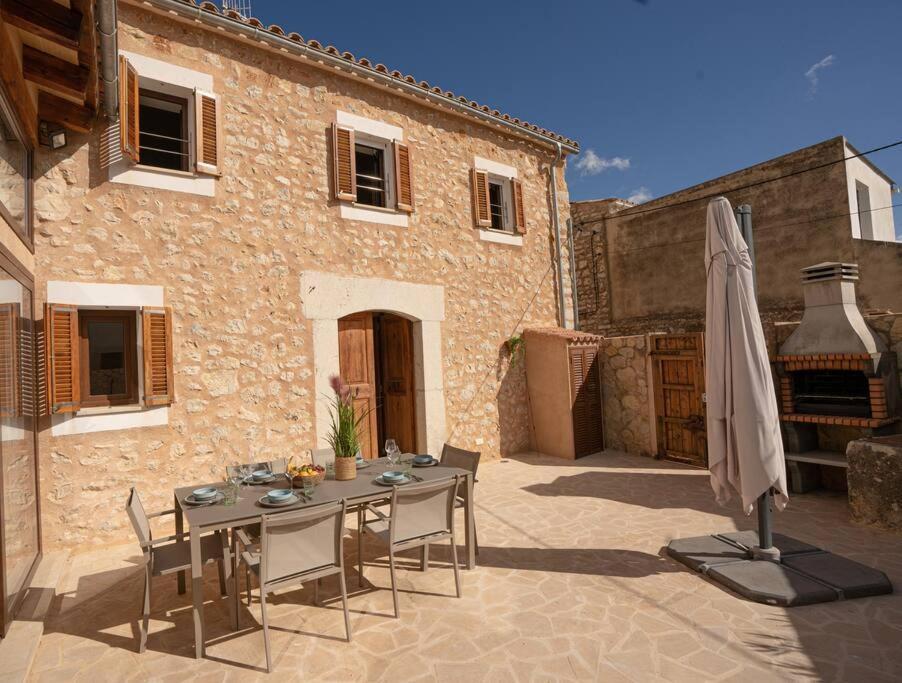 Casa De Pueblo Sa Teulera De Con Piscina Ferienhaus Biniamar